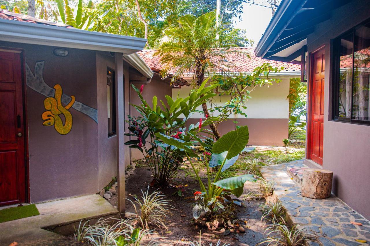 Hotel Bambutel Cocles Puerto Viejo de Talamanca Zewnętrze zdjęcie
